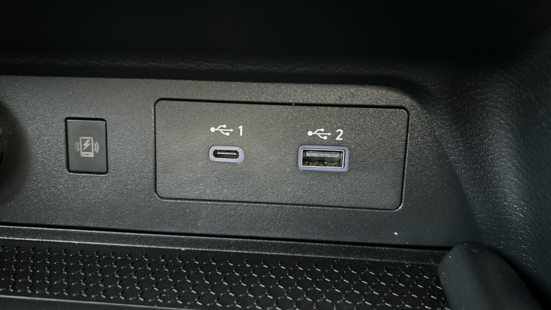 Nissan Juke 1.6 Hybrid Tekna 5dr Auto Hybrid Hatchback